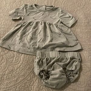 Kate Quinn top and bloomers with guitars